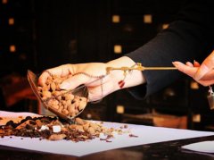 指甲上月牙真的与健康有关吗？